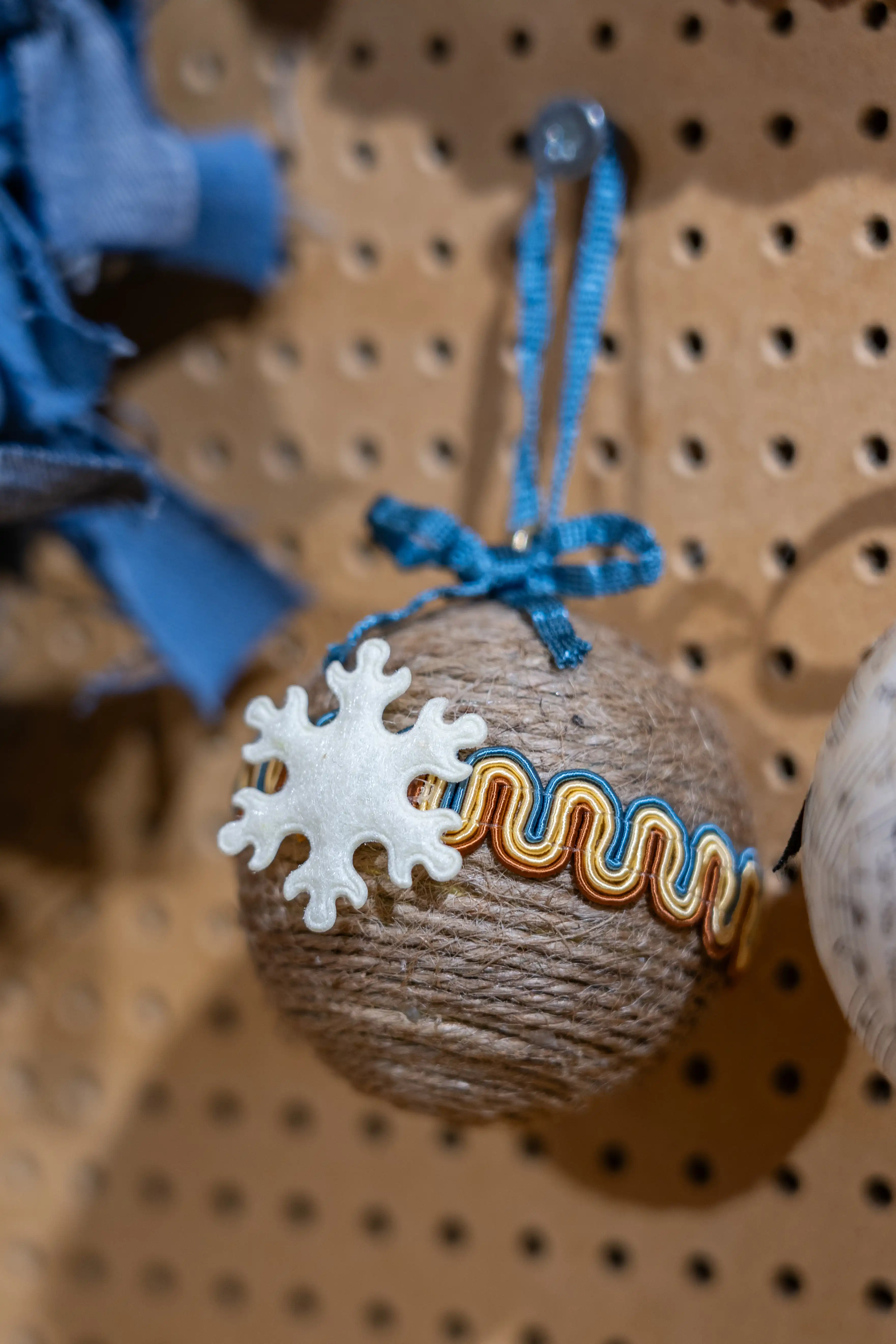 Homemade Christmas Decorations - string bauble